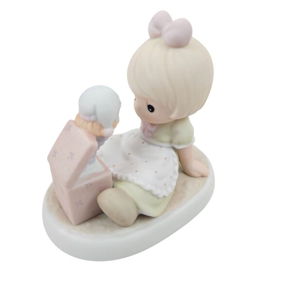 Precious Moments Figurine Lifes Filled With Little Surprises 1999 Enesco 524034 - Picture 4 of 10